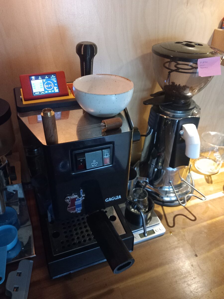 Kaffeemaschine mit Mühle